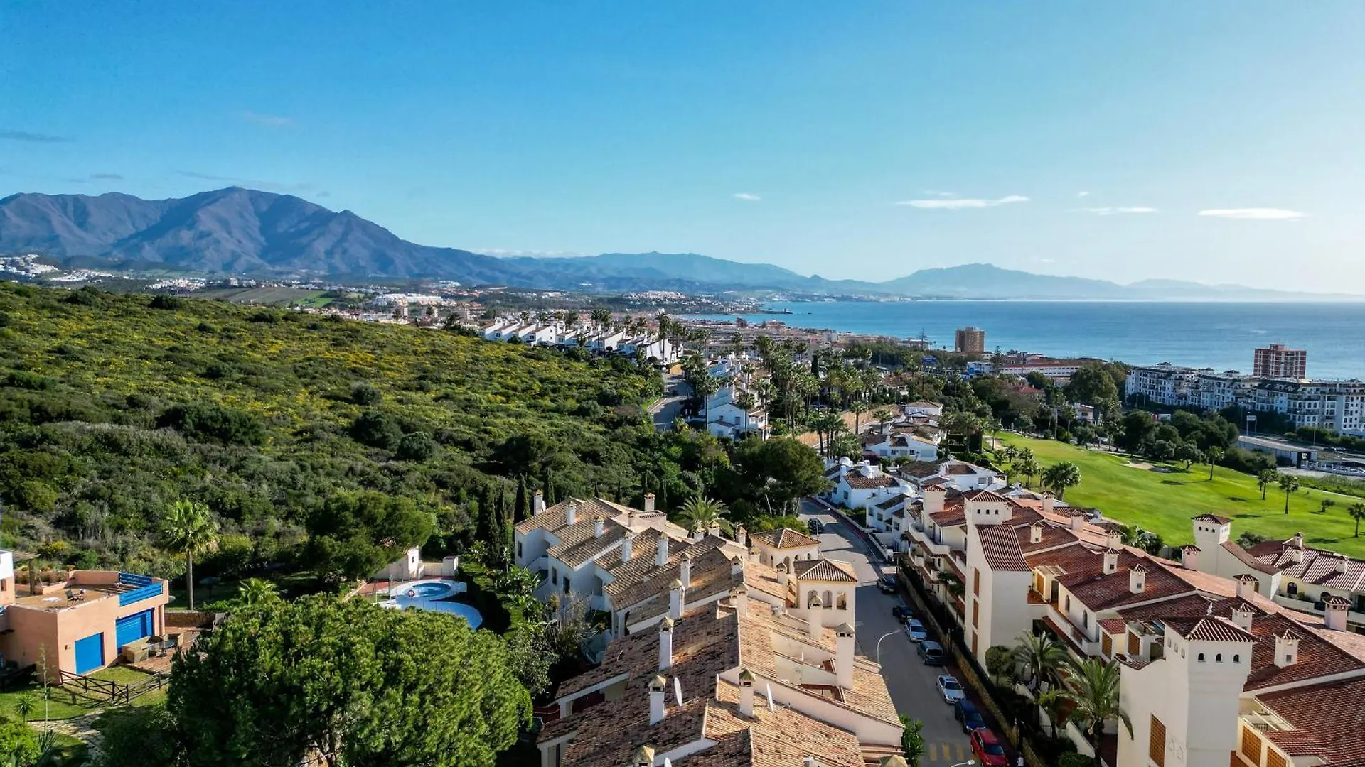 Sea View Apartment With Great Terrace And 4 Pools - Duquesa Suites 308 Manilva 0*,  Espanha