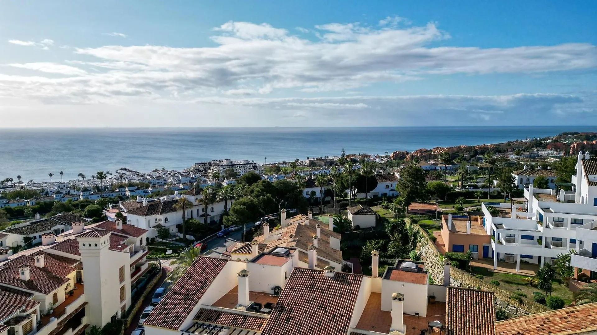 Sea View Apartment With Great Terrace And 4 Pools - Duquesa Suites 308 Manilva 0*,  Hiszpania